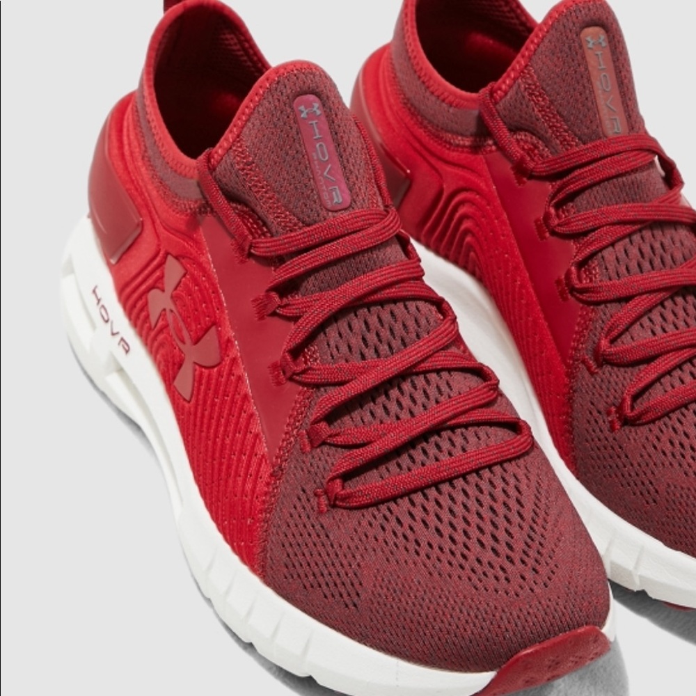 Under Armour HOVR Phantom SE